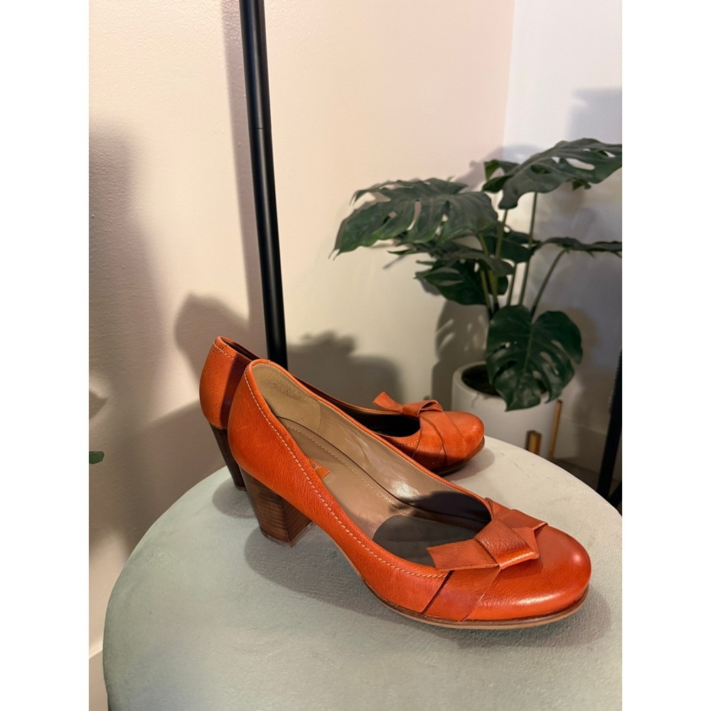 Ecco leather pumps Landskrona girly Bow retro style 38 everyday block heel 7.5
